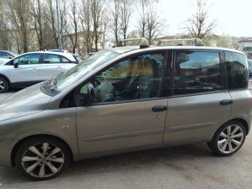 FIAT - Multipla 1.9 MJT Dynamic (3 di 8)