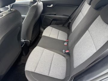 KIA - Stonic 1.2 DPI ECO GPL Urban (11 di 11)