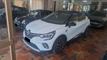 RENAULT - Captur Full Hybrid E-Tech 145 CV Techno (1 di 11)