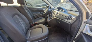 LANCIA - Ypsilon 1.3 MJT 75 CV Platinum (4 di 6)