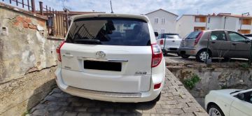 TOYOTA - RAV4 Crossover 2.2 D-Cat A/T 150CV Exec. (5 di 11)