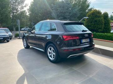 AUDI - Q5 2.0 TDI 190CV qu S tr. Business Sport (3 di 15)