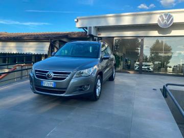 VOLKSWAGEN - Tiguan 2.0 TDI Trend & Fun BlueMot. Tech (2 di 26)