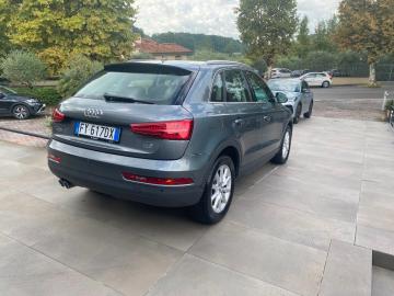 AUDI - Q3 2.0 TDI 120CV Business (4 di 15)