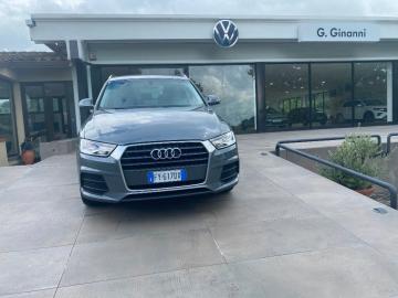 AUDI - Q3 2.0 TDI 120CV Business (5 di 15)