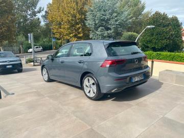 VOLKSWAGEN - Golf 1.5 eTSI 130 CV EVO ACT DSG Style (4 di 16)