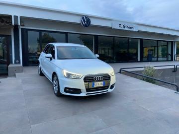 AUDI - A1 SPB 1.4 TDI ultra Sport (1 di 15)