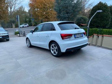 AUDI - A1 SPB 1.4 TDI ultra Sport (3 di 15)