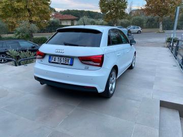 AUDI - A1 SPB 1.4 TDI ultra Sport (4 di 15)