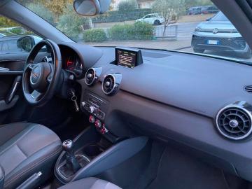 AUDI - A1 SPB 1.4 TDI ultra Sport (13 di 15)