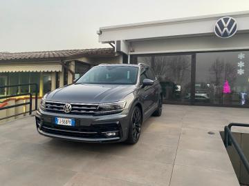 VOLKSWAGEN - Tiguan 2.0 TDI DSG 4MOTION Executive BMT (2 di 15)