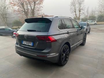 VOLKSWAGEN - Tiguan 2.0 TDI DSG 4MOTION Executive BMT (4 di 15)