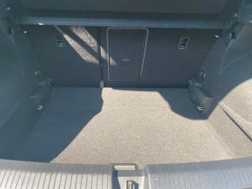 VOLKSWAGEN - T-Roc 1.0 TSI R-Line (9 di 16)