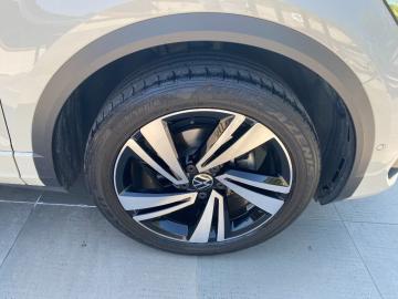 VOLKSWAGEN - T-Roc 1.0 TSI R-Line (12 di 16)