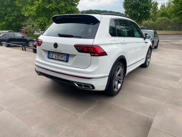 VOLKSWAGEN - Tiguan 2.0 TDI 150 CV SCR DSG R-Line (4 di 15)
