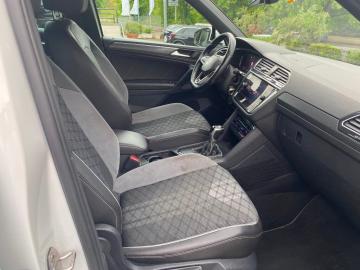 VOLKSWAGEN - Tiguan 2.0 TDI 150 CV SCR DSG R-Line (12 di 15)