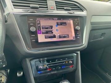 VOLKSWAGEN - Tiguan 2.0 TDI 150 CV SCR DSG R-Line (13 di 15)