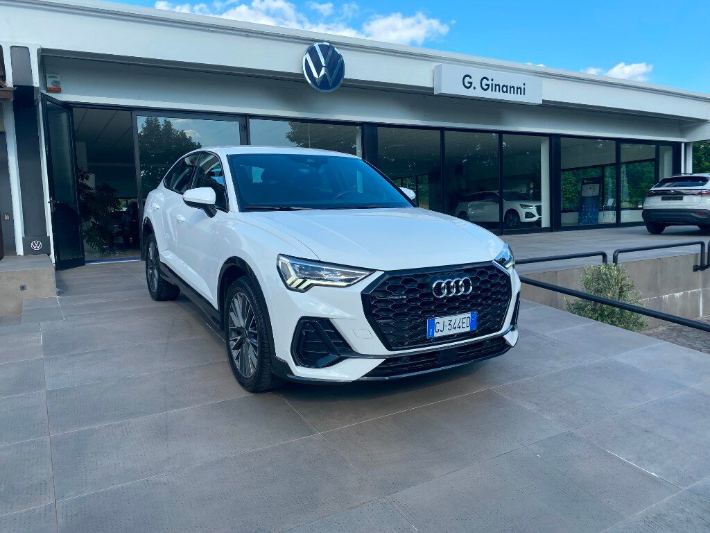 AUDI - Q3 SPB 35 TDI quattro S tronic Business Plus