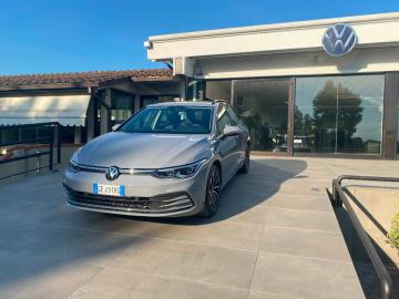 VOLKSWAGEN - Golf Variant 1.5 TGI DSG Style (2 di 15)