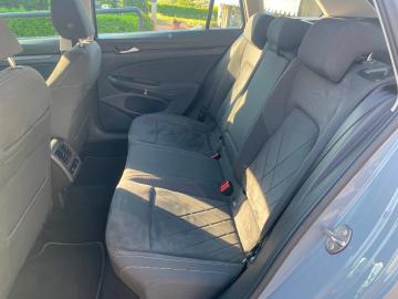 VOLKSWAGEN - Golf Variant 1.5 TGI DSG Style (9 di 15)