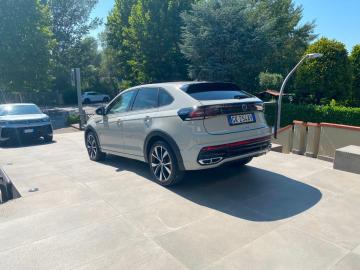 VOLKSWAGEN - 1.0 TSI 110 CV R-Line (3 di 15)