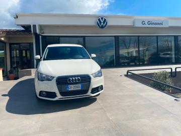 AUDI - A1 SPB 1.6 TDI Attraction (15 di 15)