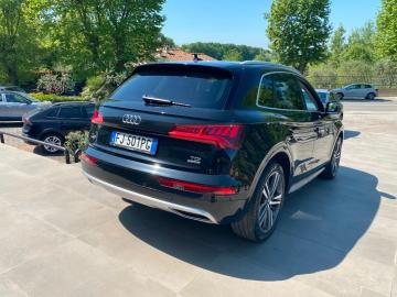 AUDI - Q5 2.0 TDI 190CV qu S tr. Business Sport (4 di 15)