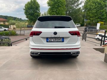 VOLKSWAGEN - Tiguan 2.0 TDI 150 CV SCR DSG R-Line (6 di 15)