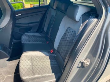 VOLKSWAGEN - Golf 1.5 TSI EVO ACT R-Line (8 di 15)