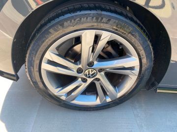 VOLKSWAGEN - Golf 1.5 TSI EVO ACT R-Line (11 di 15)