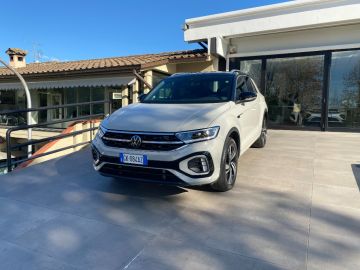 VOLKSWAGEN - T-Roc 2.0 TDI SCR 150 CV DSG 4MOTION R-Line (2 di 15)