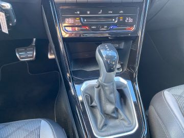 VOLKSWAGEN - T-Roc 2.0 TDI SCR 150 CV DSG 4MOTION R-Line (15 di 15)