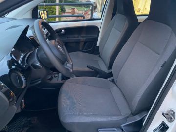 VOLKSWAGEN - 1.0 5p. move up! (7 di 15)