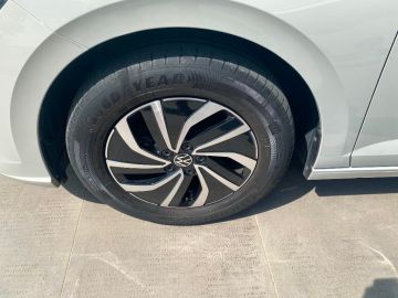 VOLKSWAGEN - Polo 1.0 TSI Life (15 di 15)