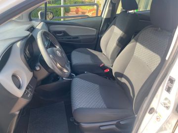 TOYOTA - Yaris 1.3 5p. Active (7 di 15)