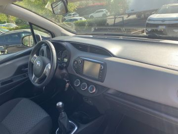 TOYOTA - Yaris 1.3 5p. Active (12 di 15)