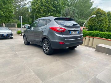 HYUNDAI - ix35 1.7 CRDi 2WD Xpossible (3 di 15)