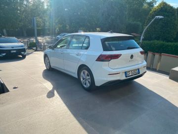 VOLKSWAGEN - Golf 1.0 eTSI EVO DSG Life (4 di 15)