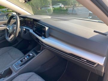 VOLKSWAGEN - Golf 1.0 eTSI EVO DSG Life (12 di 15)