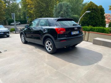 AUDI - Q2 1.6 TDI Business (4 di 15)