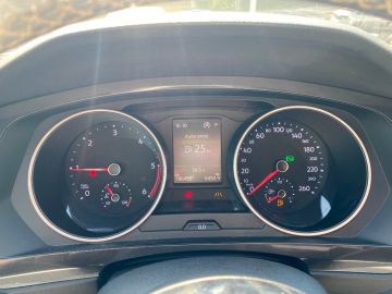 VOLKSWAGEN - Tiguan 2.0 TDI SCR DSG Sport BlueMotion Technology (14 di 15)
